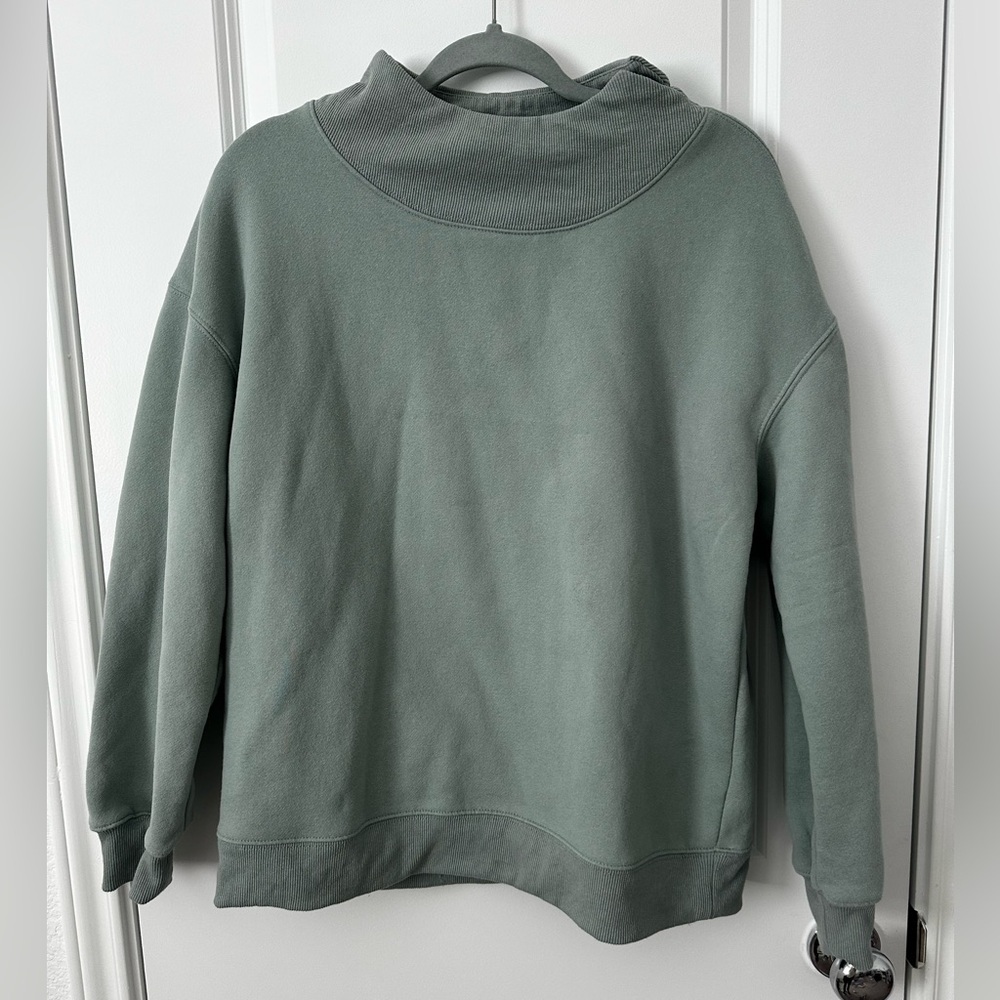 Trendy Queen Crewneck Sweater